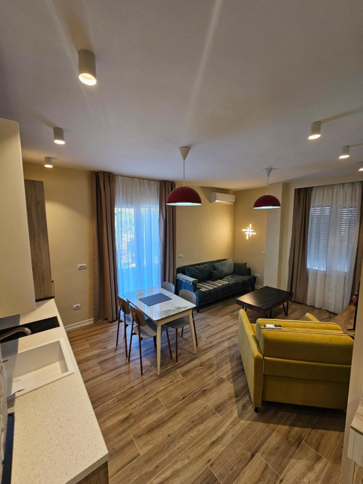 Klaudia Apartments Himare Luaran gambar