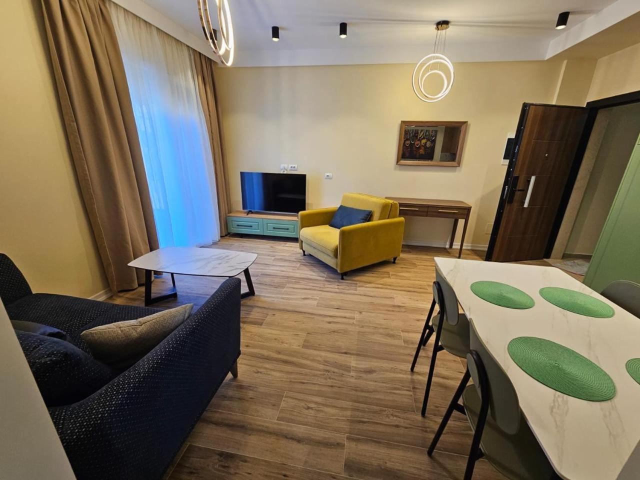 Klaudia Apartments Himare Luaran gambar