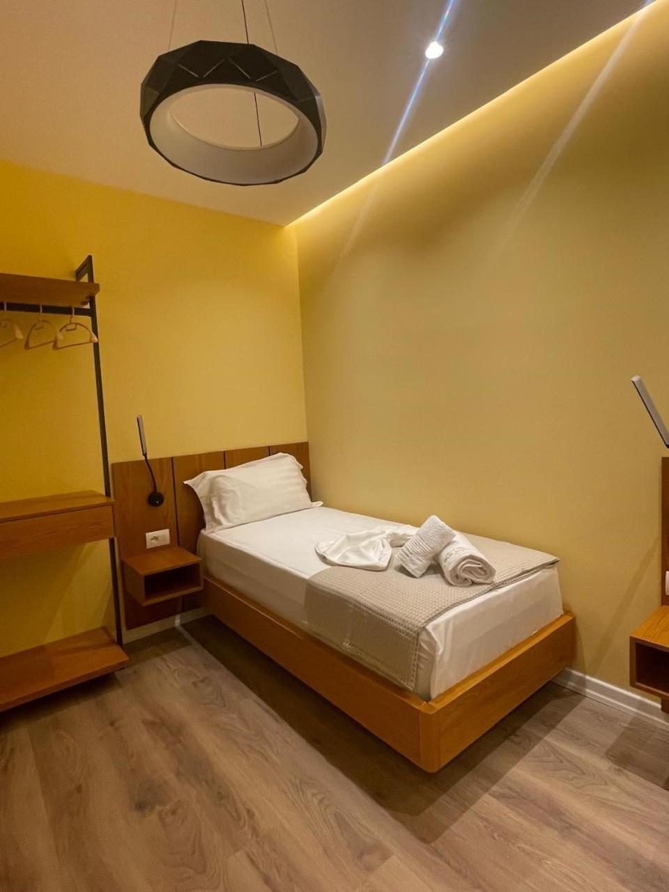 Klaudia Apartments Himare Luaran gambar